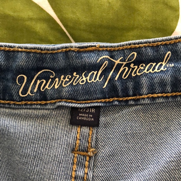 High Rise Jeans - Picture 4 of 6